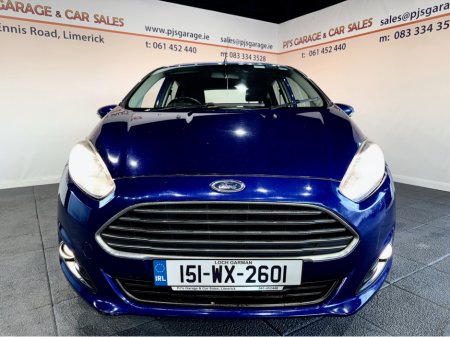 2015 Ford Fiesta MCA ZETEC 1.0 65PS M5 4DR 5DR €7,990 thumbnail