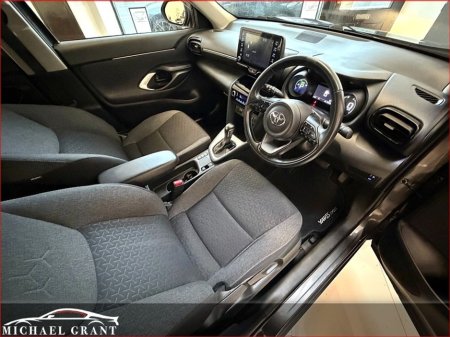 2023 Toyota Yaris Cross 1.5 HYBRID CVT AUTOMATIC LUNA 1 OWNER IRISH CAR €24,900 thumbnail