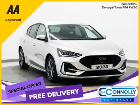 2023 Ford Focus - thumbnail 1