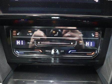 2022 Volkswagen Arteon *9* R LINE TSI PHEV S- DSG €29,995 thumbnail