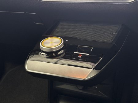 2025 MG 4 EXCITE LR**DIGITAL DASH**MULTIFUNCTIONAL STEERING WHEEL**APPLE CARPLAY ANDROID AUTO**REVERSE CAMERA**KEYLESS START**AIR CONDITIONING**CRUISE CONTROL**BLACK CLOTH INTERIOR**FINANCE AVAILABLE** €25,495 thumbnail