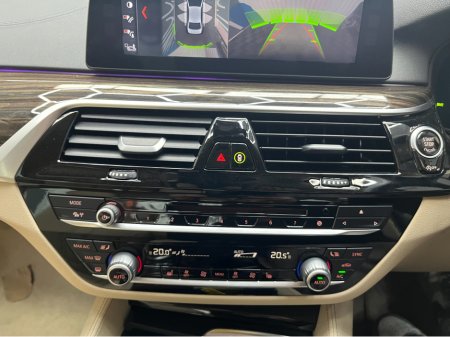 2017 BMW 5 Series - thumbnail 26