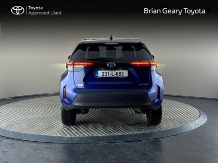 2023 Toyota Yaris Cross HYBRID LUNA SPORT €27,950 thumbnail