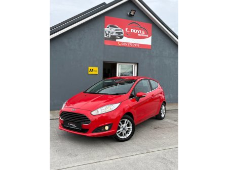 2014 Ford Fiesta - thumbnail 3