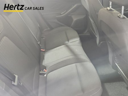 2023 Ford Focus - thumbnail 15