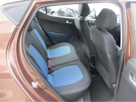 2016 Hyundai i10 - thumbnail 9