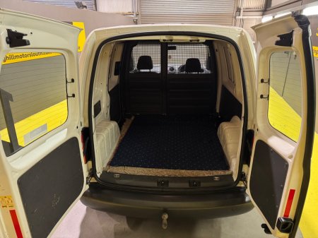 2014 Volkswagen Caddy - thumbnail 19