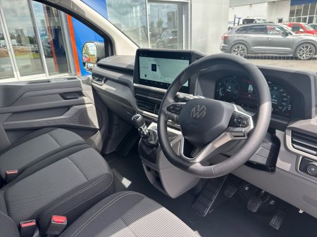 2025 Volkswagen Transporter  €33,475 thumbnail