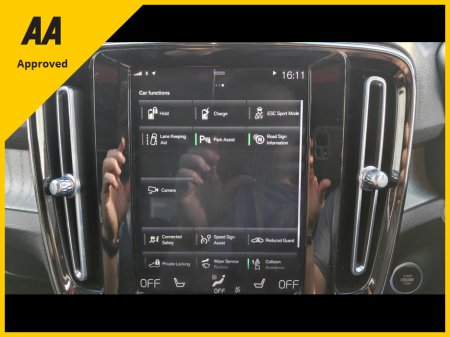 2020 Volvo XC40 - thumbnail 27