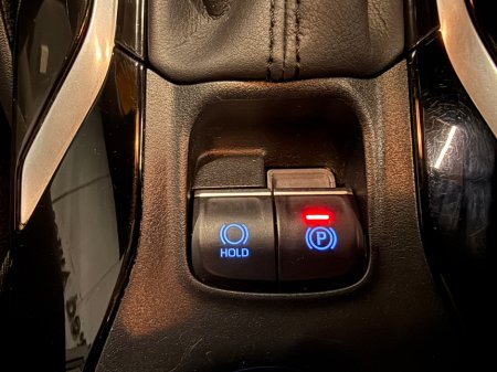 2019 Toyota Corolla 1.8 Hybrid Luna Sport Hatchback €18,900 thumbnail