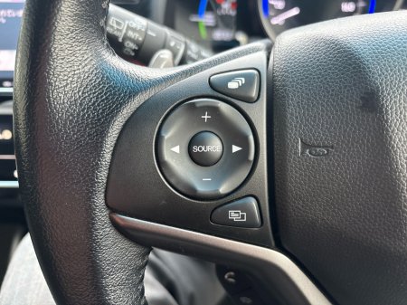 2017 Honda Fit 1.5L Petrol Hybrid Automatic €13,950 thumbnail