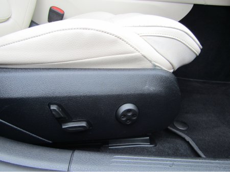 2022 Mercedes-Benz C Class - thumbnail 8