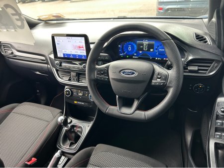 2024 Ford Puma - thumbnail 2