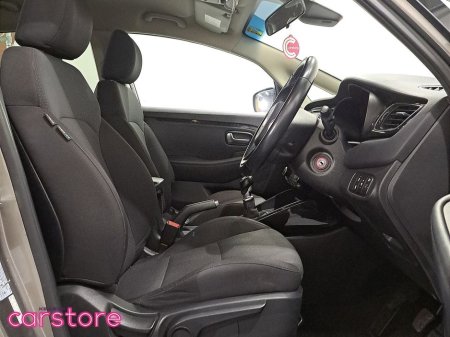 2016 Kia Carens - thumbnail 12