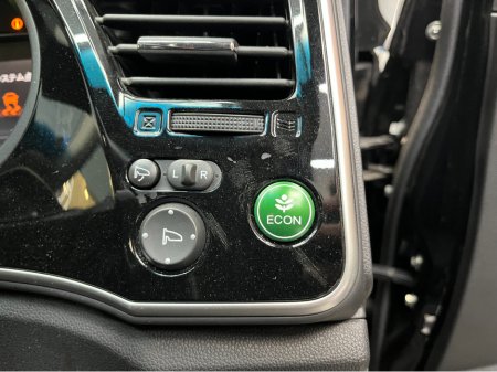 2019 Honda Grace - thumbnail 12