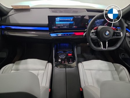 2026 BMW M5 - view 4