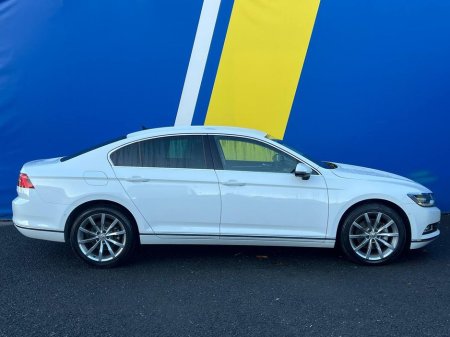 2018 Volkswagen Passat HIGHLINE 2.0 TDI AUTO // LEATHER HEATED COOLED SEATS // 360 PARKING CAMERAS // ADAPTIVE CRUISE CONTROL // DIGITAL CLUSTER €24,900
