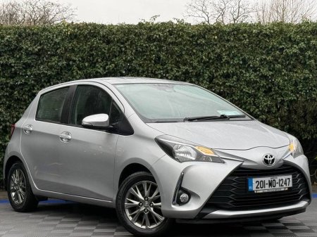 2020 Toyota Yaris 1.0 LUNA // REVERSE CAMERA // BRAND NEW NCT 03/28 // LANE ASSIST €12,950 thumbnail