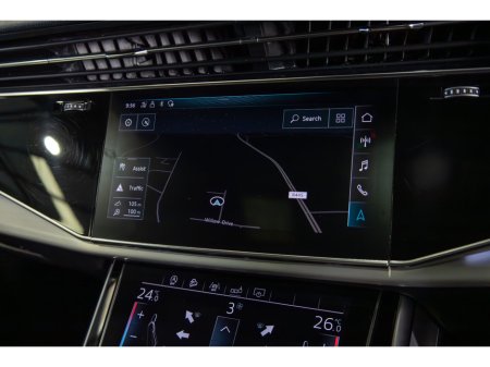 2019 Audi Q8 - thumbnail 21