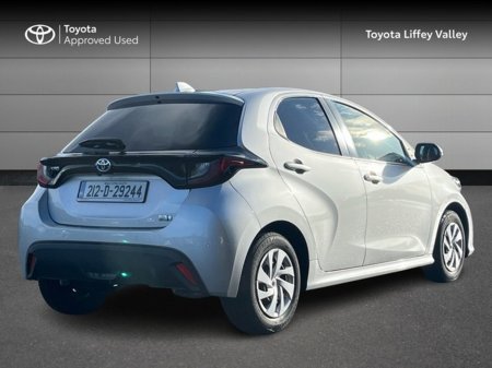 2021 Toyota Yaris YARIS 1.5 HYBRID €18,950