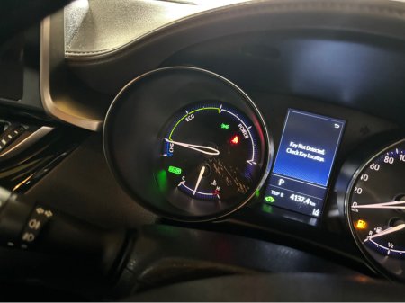 2023 Toyota C-HR HYBRID SOL 4DR AUTO €25,499 thumbnail