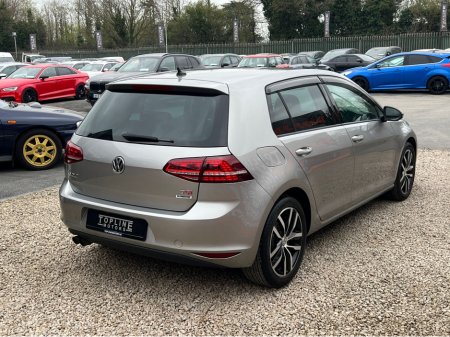 2017 Volkswagen Golf - thumbnail 5