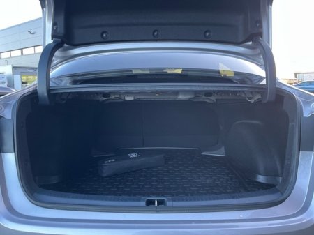 2021 Toyota Corolla LUNA SPORT 4DR SALOON AUTO €23,950 thumbnail