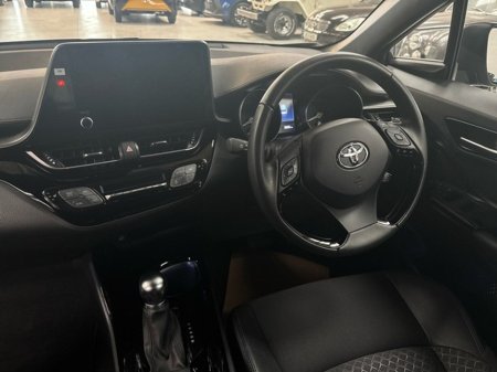 2023 Toyota C-HR - thumbnail 8