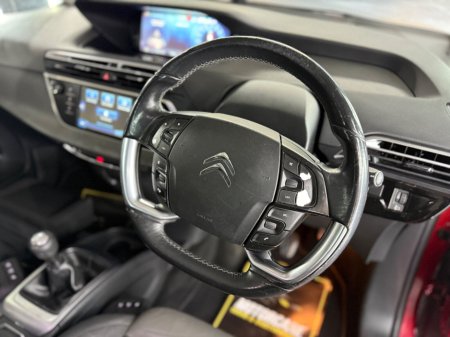 2015 Citroen C4 e-HDi 115 Airdream 6-spd man EXCLUSIVE €6,950 thumbnail