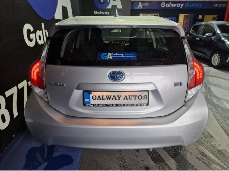 2016 Toyota Aqua - thumbnail 8