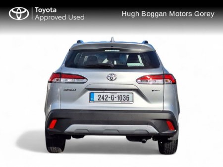 2024 Toyota Corolla Cross CROSS 1.8 LUNA €37,950