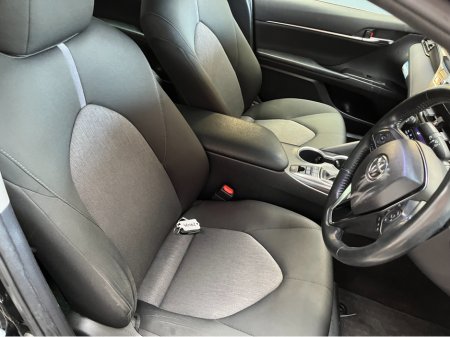 2021 Toyota Camry €26950 2021 TOYOTA CAMRY G 2.5 AUTOMATIC / CRUISE CONTROL / REVERSE CAMERA / ELECTRIC SEATS AND MORE €26,950 thumbnail