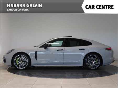 2023 Porsche Panamera - thumbnail 3