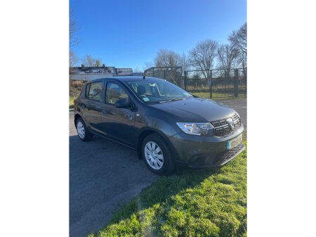 2017 Dacia Sandero 1.0 75 ALTERNATIVE €6,950 thumbnail