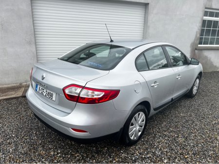 2011 Renault Fluence - thumbnail 2