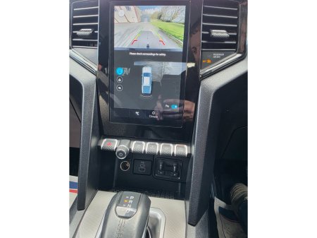 2025 Volkswagen Amarok - thumbnail 10