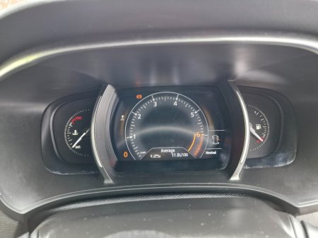 2019 Renault Megane - thumbnail 21