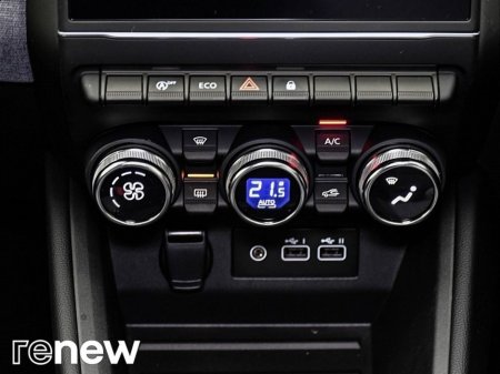 2025 Renault Clio - thumbnail 19