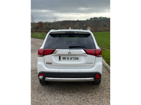 2018 Mitsubishi Outlander - thumbnail 5