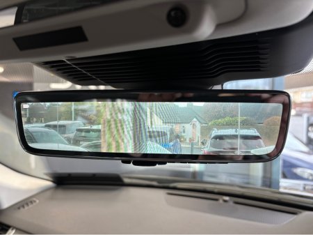 2022 Land Rover Discovery Sport 1.5 Hybrid R-Dynamic SE €34,900 thumbnail