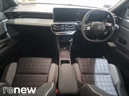 2026 Renault 4 Iconic €37,495