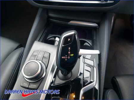 2022 BMW 5 Series 4DR AUTO M SPORT €46,945 thumbnail