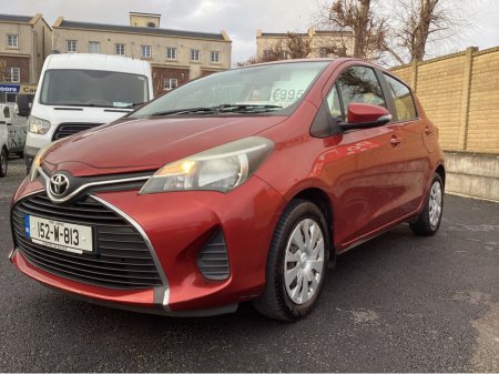 2015 Toyota Yaris - thumbnail 7