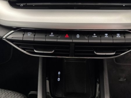 2023 Skoda Octavia - thumbnail 17