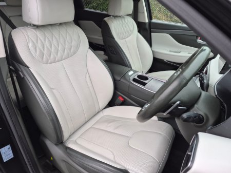 2022 Hyundai Santa Fe  €35,999 thumbnail