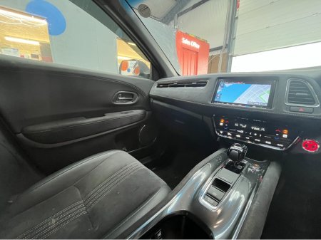 2021 Honda Vezel €23950 2021 HONDA VEZEL RS HYBRID SENSING 1.5 AUTOMATIC / CRUISE CONTROL / REVERSE CAMERA / HEATED SEATS €23,950 thumbnail