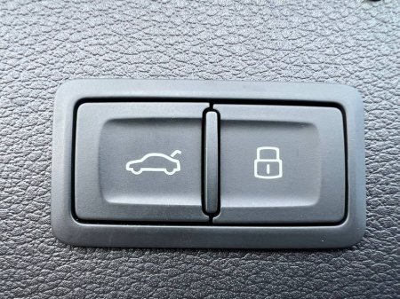 2018 Audi Q2 SPORT 1.0 TFSI AUTO // SERVICE HISTORY // APPLE CARPLAY/ANDROID AUTO // AUDI DRIVE SELECT €20,900 thumbnail