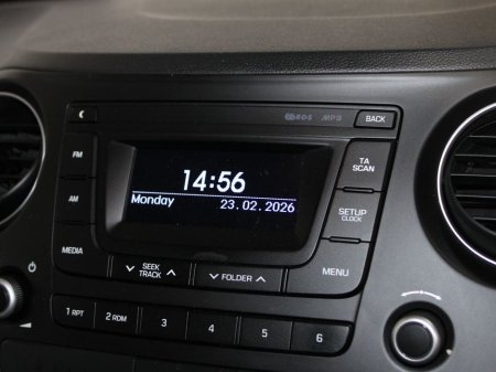 2020 Hyundai i10 - thumbnail 17