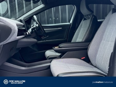 2023 Renault Megane E-Tech EV60 220hp Techno €24,950 thumbnail