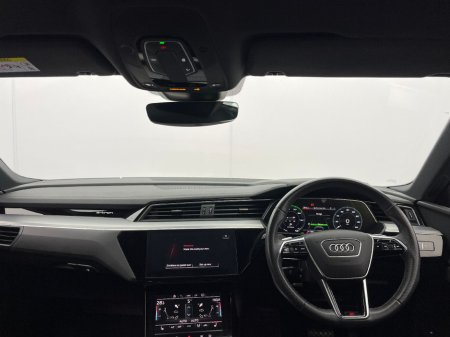 2022 Audi e-tron - thumbnail 2